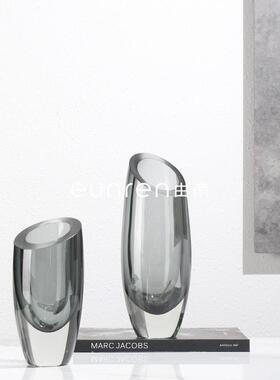 轻奢现代极简玻璃花瓶家居软装饰品样板房间书房餐桌面插花器摆件