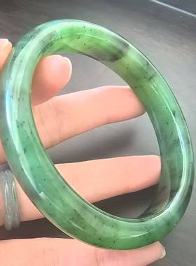 ZB18 天然和田玉（碧玉）手镯 50.58g内直径58.5mm (附鉴定证书）