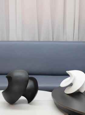 现代简约白色黑色异形摆件旋转扭曲螺旋摆件摆设房售楼处软装饰品