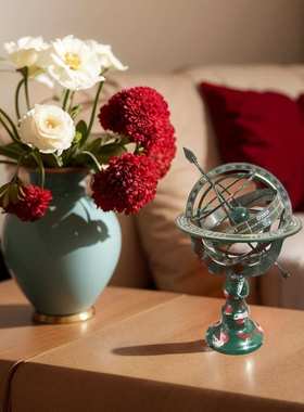 复古装饰航海仿青铜浑天仪带日晷箭头的黄铜浑天仪世界地球仪