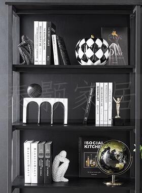 男孩房样板间书房书架陈列摆件菱格南瓜飘窗客厅层架装饰书地球仪