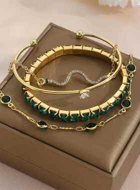 手镯轻奢小众精致欧美时尚绿祖母钻石弹力女4件套高级感灵蛇手链