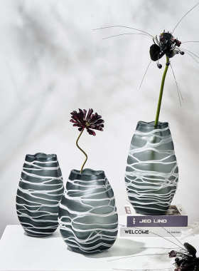 现代简约创意手工缠丝玻璃花瓶玄关客厅居家台面哑光水培小口摆件