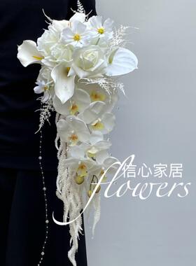 仿真手捧花白色马蹄莲蝴蝶兰婚礼领证拍照道具高级塑料瀑布假花束