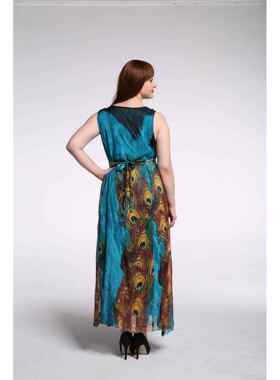 Women's beach dress with large display, printed plus size