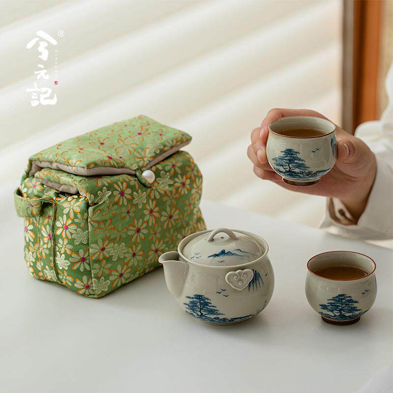 Hand-painted landscape travel tea set portable outdoor tea brewing one pot and two cups ceramic quick cup gift
