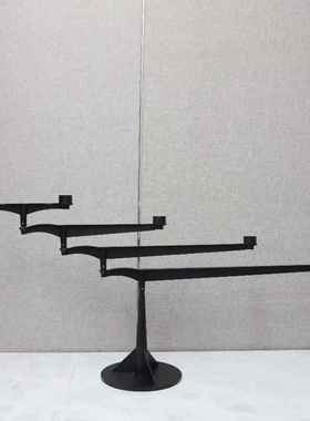 现代创意金属黑色旋转大烛台摆件样板房客厅餐厅桌面装饰品工艺品