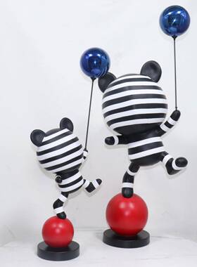 现代简约网红熊摆件客厅电视柜玄关卡通气球杂技熊落地雕塑装饰品