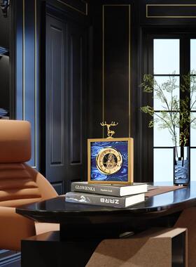 北欧轻奢金色时钟桌面摆件简约时尚精美铁艺摆件防锈防潮客厅摆件