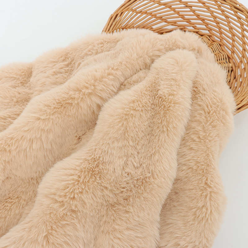 工厂现货 泡泡兔 立体剪花 泡芙绒 单面仿兔毛 服装 家纺坐垫 - 图0