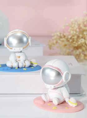 太空漫游宇航员摆件汽车车载办公室桌面摆饰树脂摇头公仔礼物女生