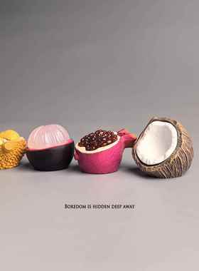 无聊了，摆几个拨开水果治愈心情仿真小摆件电脑日式工位办公桌面