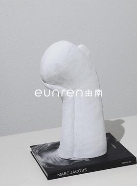 创意抽象歪人物雕像摆件酒店样软板AKT树脂艺术工艺装饰品头摆间