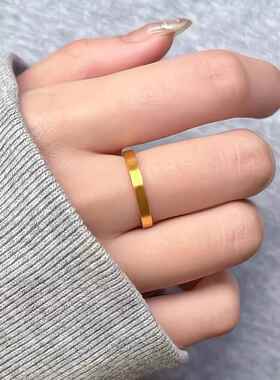 .古法传承素圈金戒指男女小众时尚个性钛钢食指环网红款简约