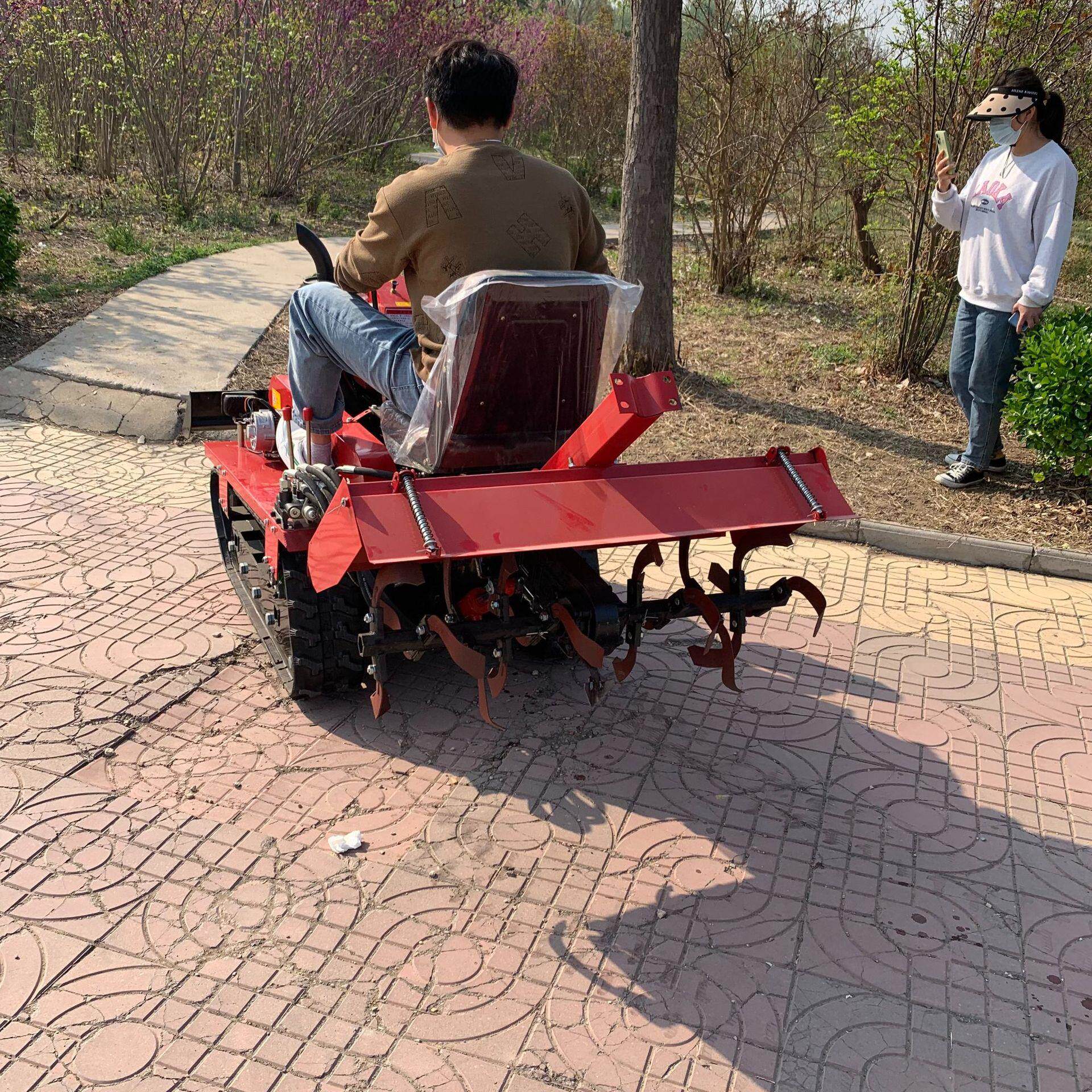 Ride-on diesel high-horsepower rotary tiller tracked self-propelled greenhouse garden micro tiller mountain garden tiller