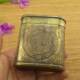 Antique antiques and miscellaneous handmade carvings from the Republic of China, brass tobacco boxes, old copperware and old objects, miscellaneous ornaments
