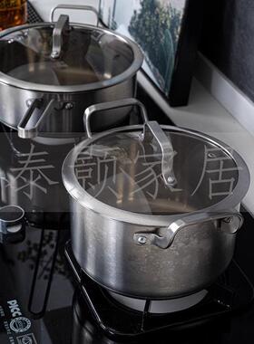 现代简约展厅样板房厨房橱柜软装饰品汤炒锅杯碟厨具陈列道具摆件
