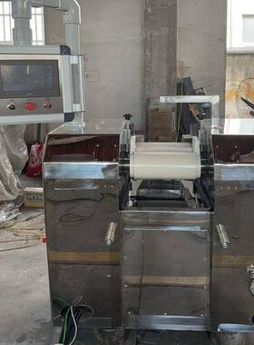 精度研磨设备150数控陶瓷三辊机化妆品色粉口红色浆三辊研磨机
