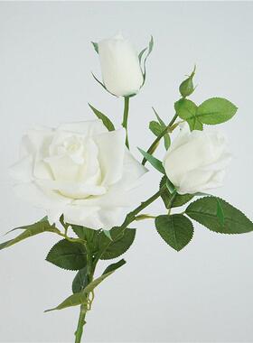 高质手感保湿玫瑰3头角玫家居装饰插花摆件婚庆假花摄影道具