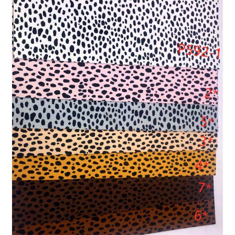 P592 新款 小黑斑点豹纹 PU 人造革.用于箱包手袋.皮带.鞋材,淘宝优惠券,粉丝福利购,淘宝优惠卷