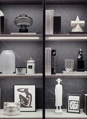 。现代样板间软装饰品客厅书架轻奢家居摆件挂画杯蜡相架组合ZH26