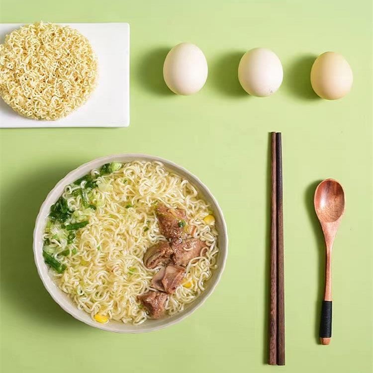 超Q方便面泡面面条整箱袋装精熬大骨鲍鱼鸡汤面速食即食食品