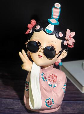 京剧少女国潮古风树脂摆件定做家居公仔定制树脂工艺品生产厂家