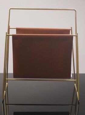 现书代轻奢样板房文艺装收饰摆件铁艺皮PTG品革置物架架杂志纳架