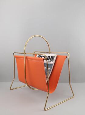 现代简约吊带柳钉皮革金属杂志架摆件客厅书房茶几样板房家居饰品