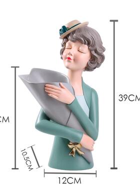 捧花女孩摆件轻奢风酒柜装饰品客厅电视柜家居桌面摆设干花瓶插花