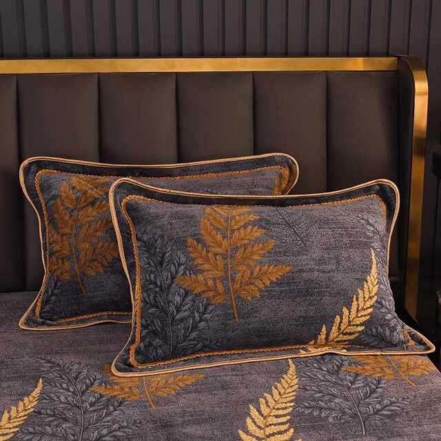 8.5 catties thickened milk velvet bed four-piece set coral velvet plus velvet warm quilt cover cover flannel sheet winter style