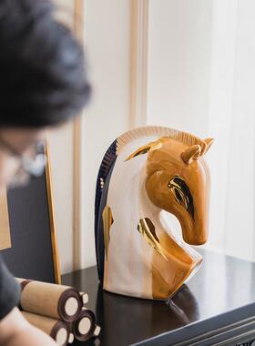 高端欧式饰品，创意家居创意马头无障碍豪华客厅电视柜展示柜陶瓷