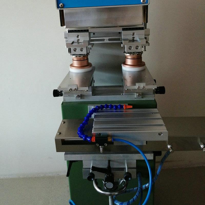175 two-color ink shuttle pad printing machine, electronic daily necessities pad printing machine, small fully automatic two-color pad printing machine