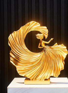 现代简约金色舞者艺术摆件树脂高档客厅办公室酒柜玄关电视柜装饰