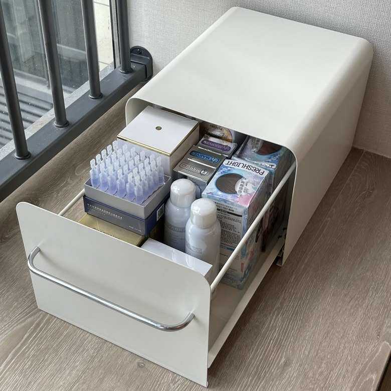 Double-layer coffee rack, cabinet, glass cup, storage cup, dust-proof countertop, water bar, tea set, dining table