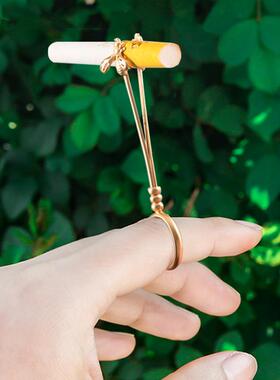 创意小蜜蜂戒指烟托粗中细