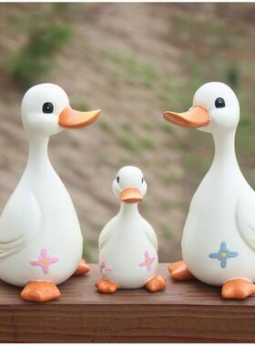 花园创意动物摆件树脂彷真工艺礼品摆饰户外情侣卡通鸭子兔子庭院