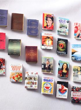 Dollhouse娃娃屋袖珍翻页书配件书本模型BJD场景拍摄道具漫画书