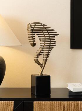 艺贝关子高级感RZB-2870复镂古做旧抽象空马头装饰新中式玄书房品