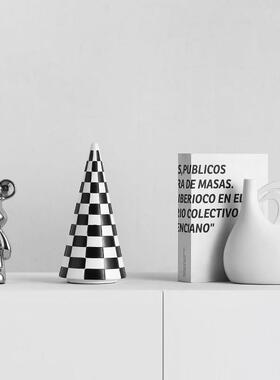 现代轻奢高档抽象艺术家居酒柜装饰品样板房间玄关客厅摆件高级感