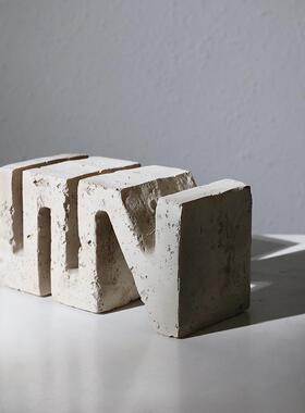 Wabi-Sabi风格创意书柜彷石灰华饰品样板房售楼处客厅书房书柜软