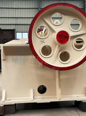 大小型矿石鄂式破碎机移动青石煤矸石颚破碎石机建筑垃圾粉碎机