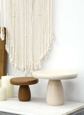 莫兰迪色调装饰摆件轻奢风 小蘑菇造型蛋糕盘 北欧风格木制托盘