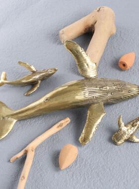 跨宠境创意海洋座头鲸黄铜摆件玩古做旧古董茶桌面摆设CA1968铜工