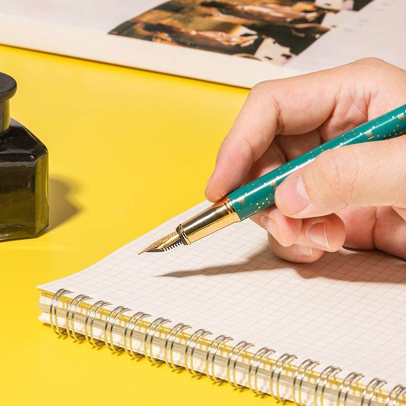 Authentic products are new in the Forbidden City, stroke pen set, business official stationery gift box, commemorative souvenirs office cultural and creative steel gift
