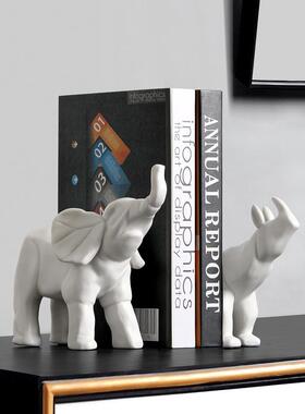 北欧现代简约大象犀牛动物摆件陶瓷酒柜家居装饰品创意家居摆件