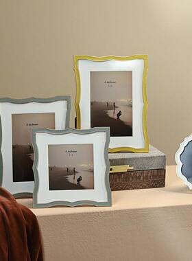 现代轻奢北欧金属相框摆台样板间样品屋展示中心卧室床头柜客厅玄