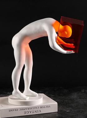 简约思想囚笼人物抽象摆件样板房售楼处客厅家居桌面艺术软装饰品