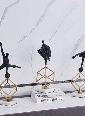 现代样板房书房人物金属创意摆件中式抽象装饰品大理石金属工艺品