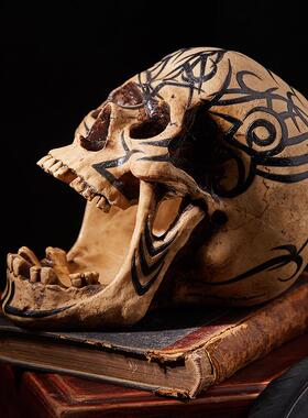 树脂骷髅头模型摆件中世纪暗黑哥特式搞怪创意礼品万圣节恐怖装饰